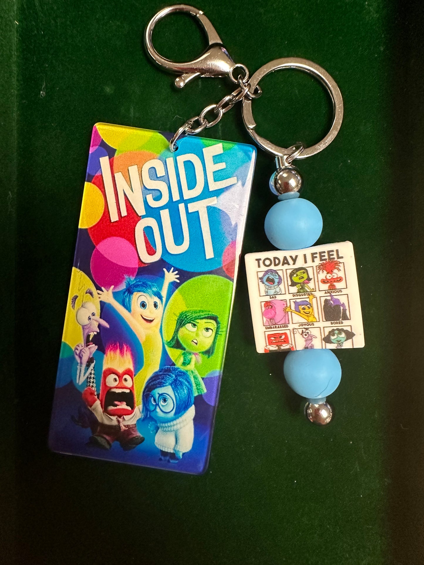 INSIDE OUT/KEY CHAIN