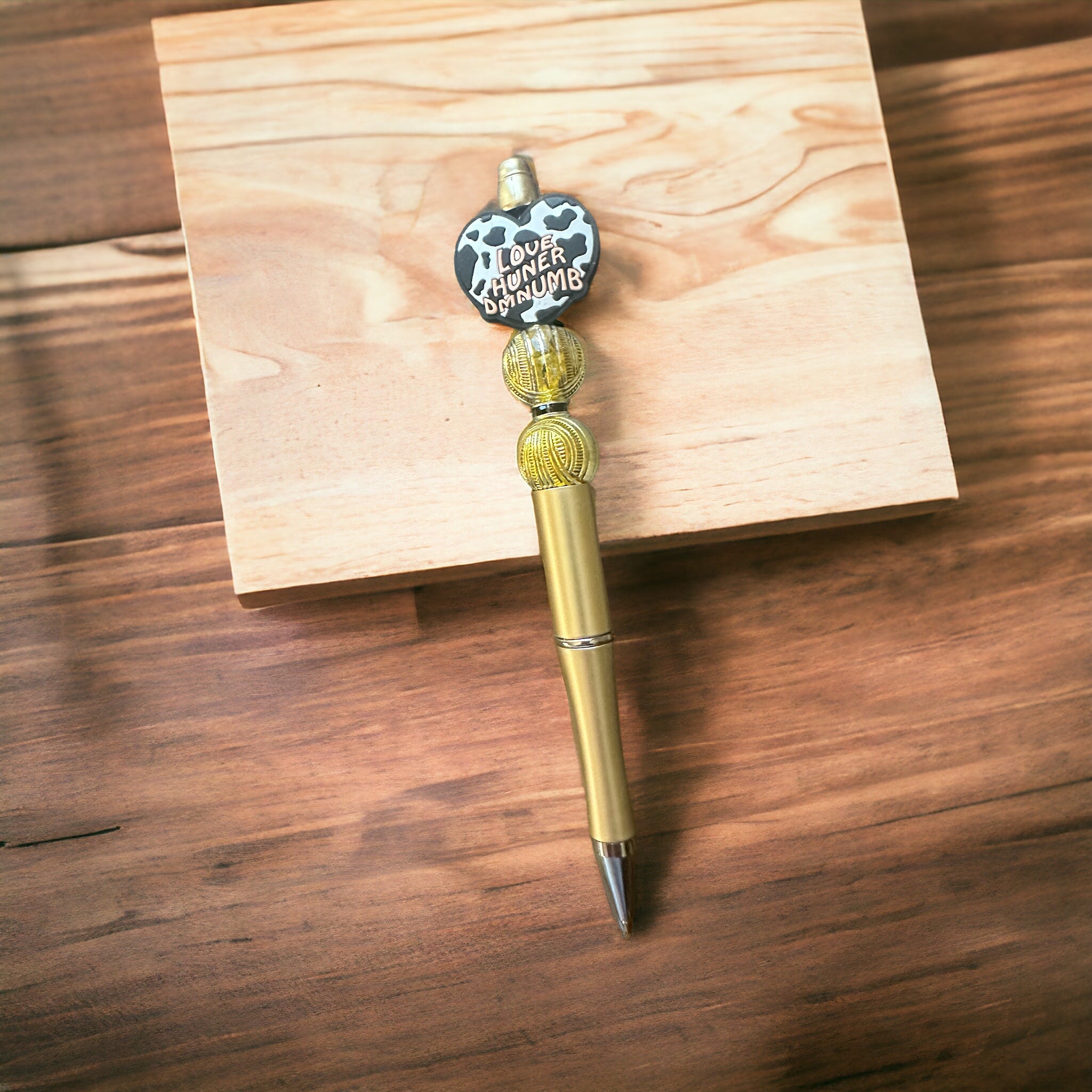 LOVE HUNTER/PEN