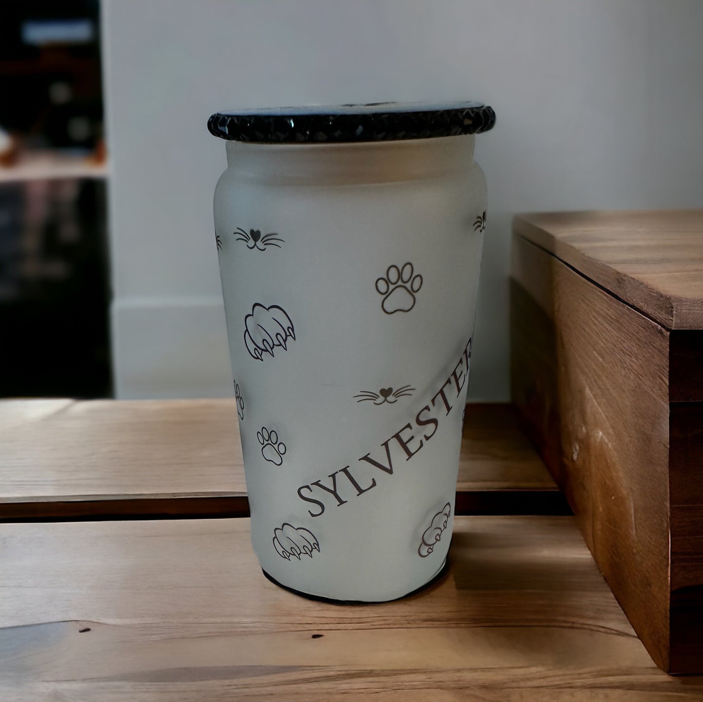 SILVESTER/GLASS CAN